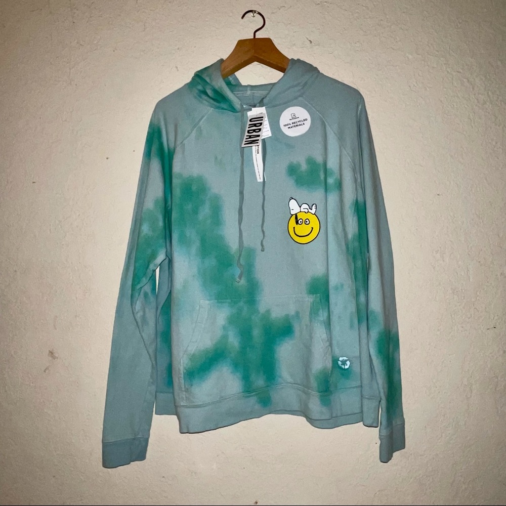 NWT Re.Purpose UO Exclusive peanuts smile eco Tie Dye